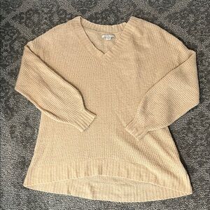 American Eagle Outfitters Beige V-Neck Sweater